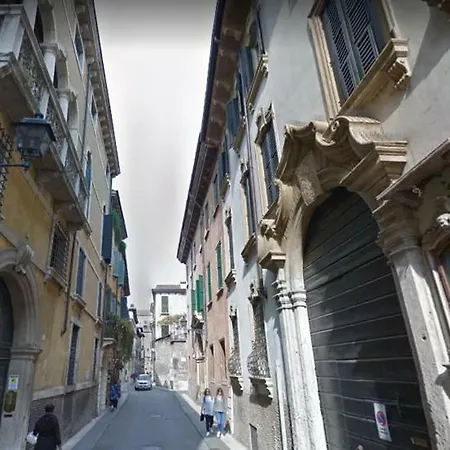 Maison Quaini Verona